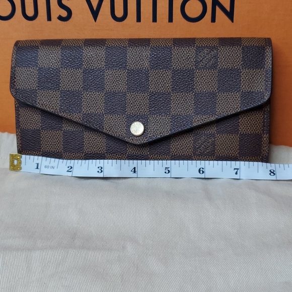 Louis vuitton wallet - Picture 10 of 11